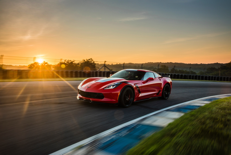 Illustration for article titled 2017 Corvette Grand Sport: Don’t Buy Any Other Corvette
